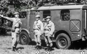 Terénní automobil TATRA 805 využívaný jako mobilní povětrnostní stanice