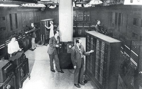 samocinny_elektronkovy_pocitac_eniac.jpg